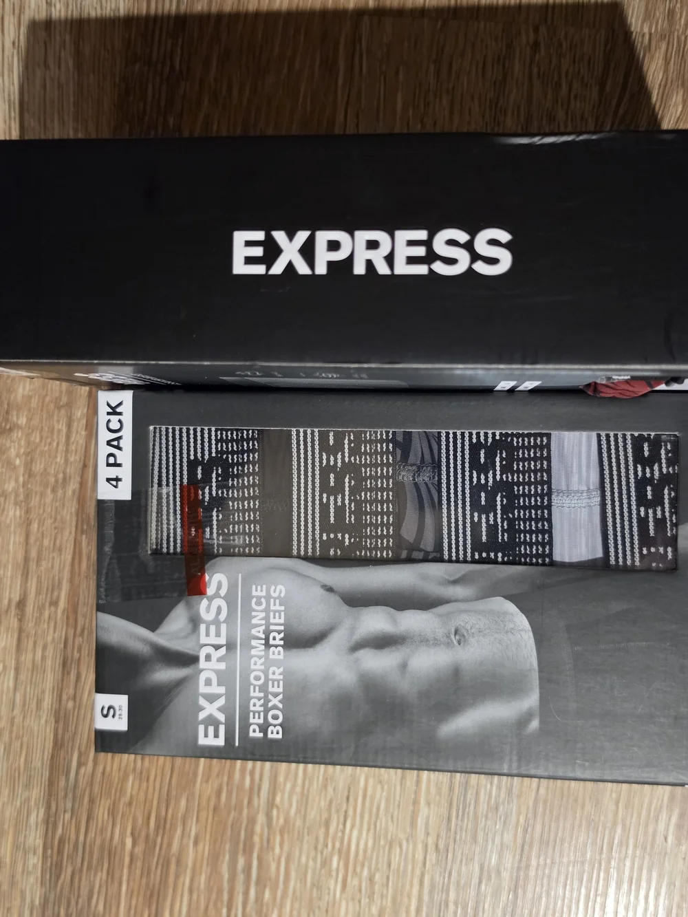 Express Men's Performance Boxer Briefs - Black & Gray (4-Packx2boxes)